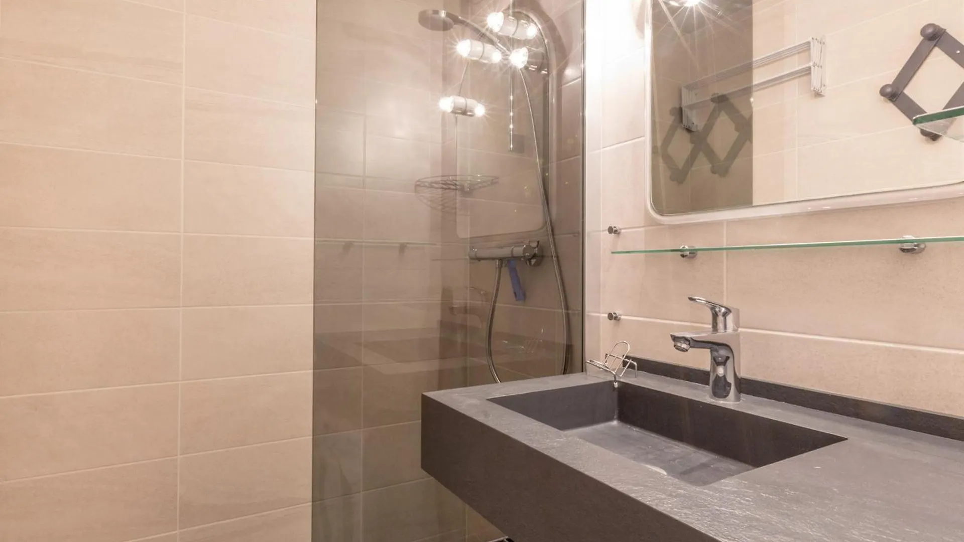 Appartement Centre Village ★★★, Parking, Wifi, Pied Des Pistes, Confort 4 Pers - Fr-1-437-14 La Clusaz Apartamento